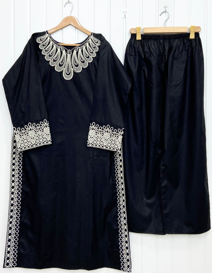 Small / Black