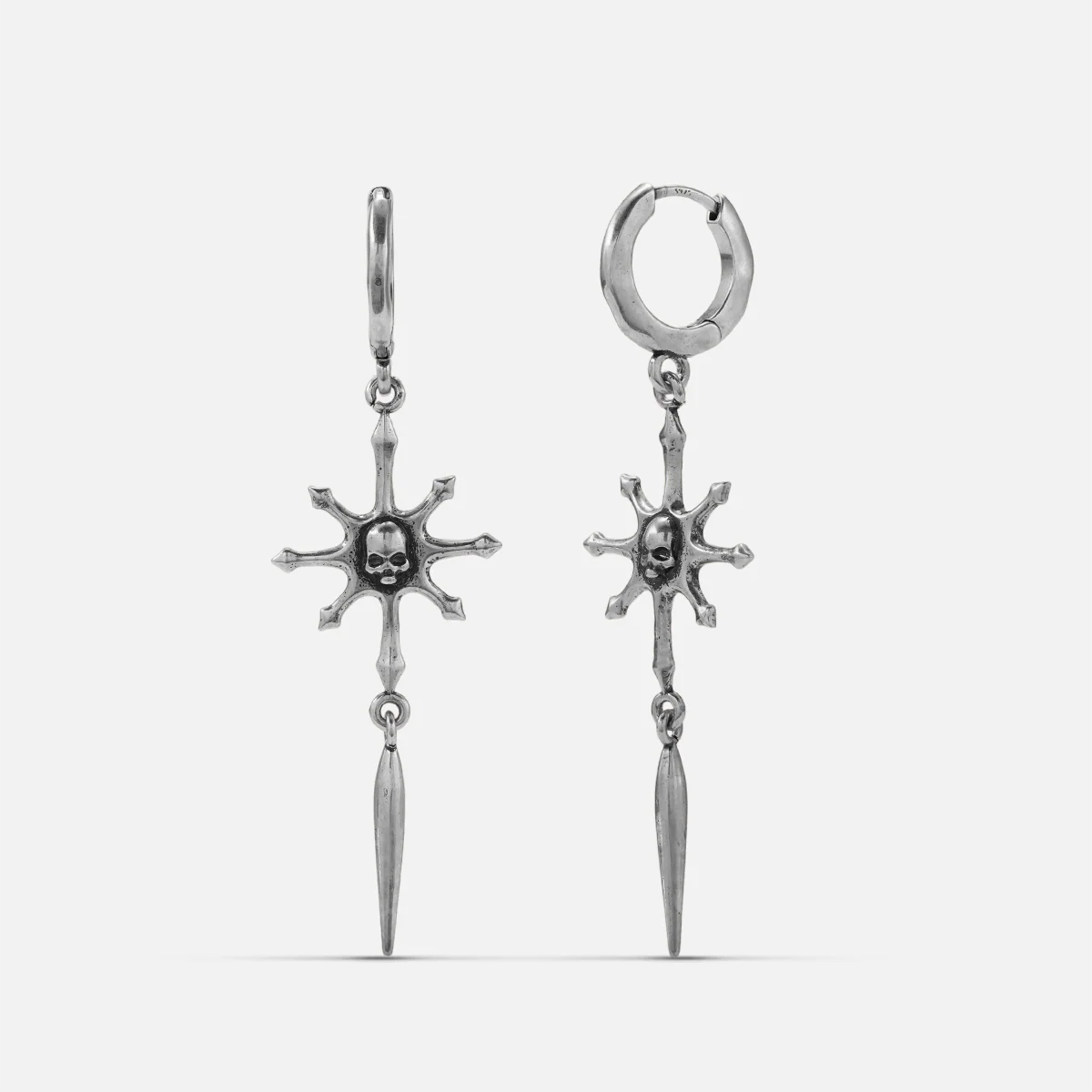 RADIANT SKULL SPEAR EARRINGS
