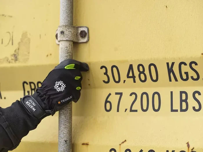 517 Waterproof Synthetic Leather Thermal Gloves