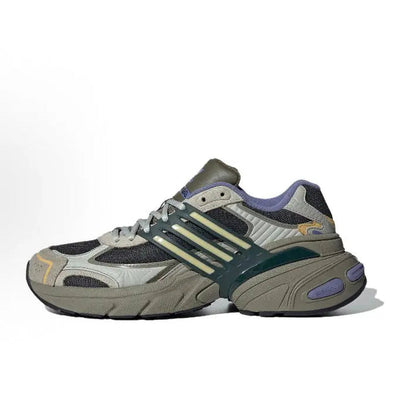 Adidas Adistar XLG sneakers, lace-up design with three stripes and padded collar.