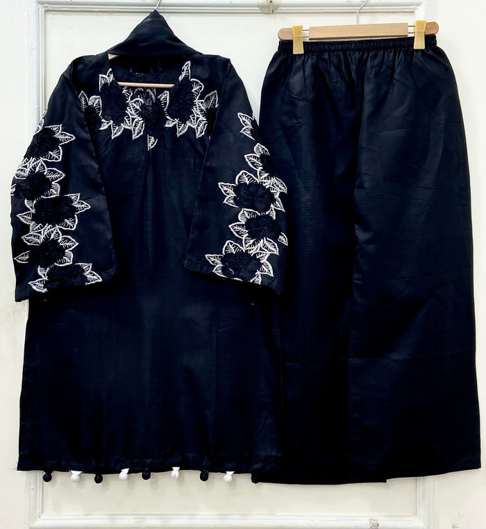 Small / Black