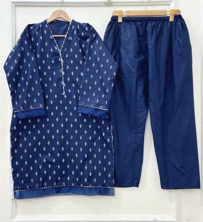 Small / Navy-Blue