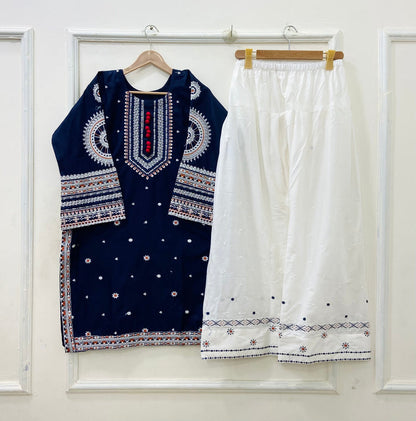 Blue Berry | Farshi 2PC Lawn D-593