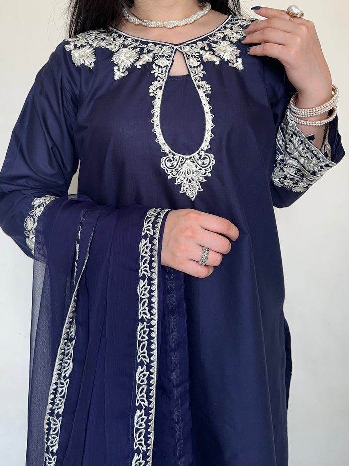 Dreamy Blue | 3PC D-632