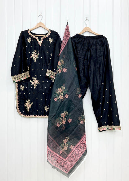 Dual Embroidered | Farshi 3PC D-736