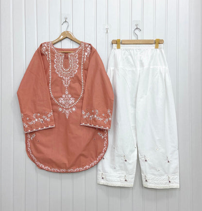Dusky | Premium Farshi D-783