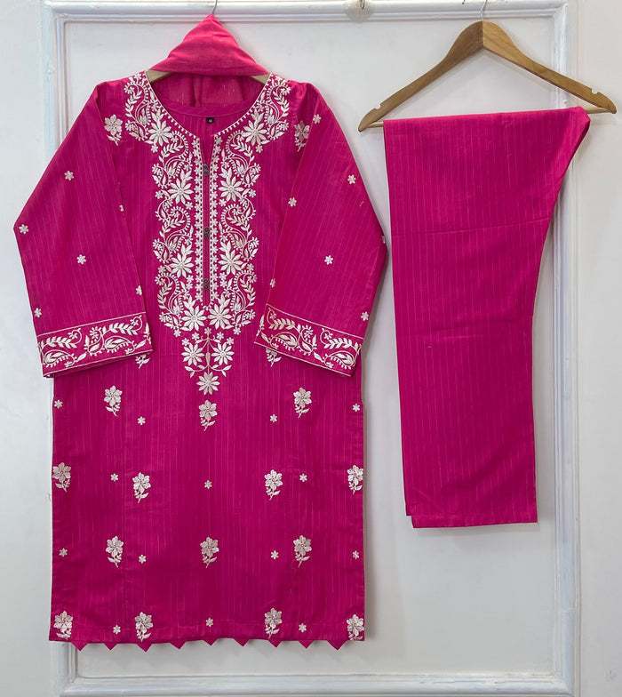 Embroidered Glamour 3PC (Khaddar) D-253