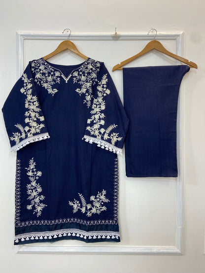 Small / Navy blue
