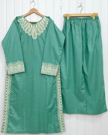 Naazi | Long 2PC D-808
