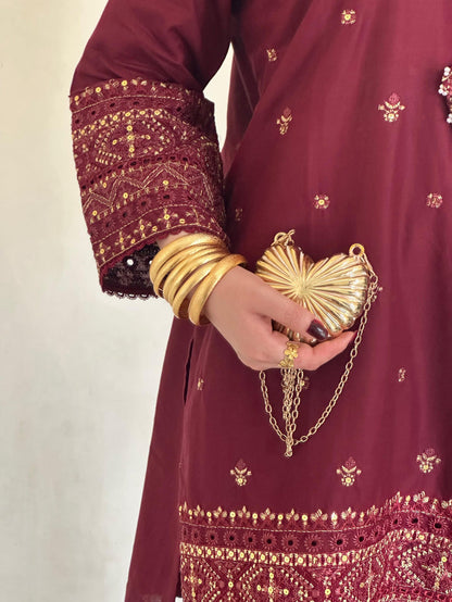 Noori Chicken Kari | D-471 Maroon