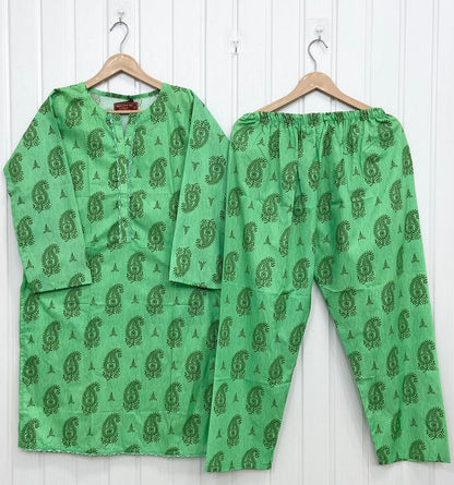 Petal Crush | Regular Chic Lawn D-751