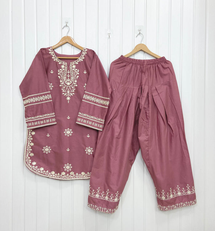 Petaliza | Premium Farshi D-802