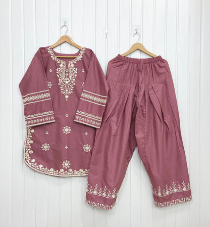 Petaliza | Premium Farshi D-802