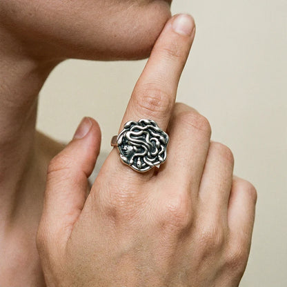 PETRIFIED GAZE RINGS