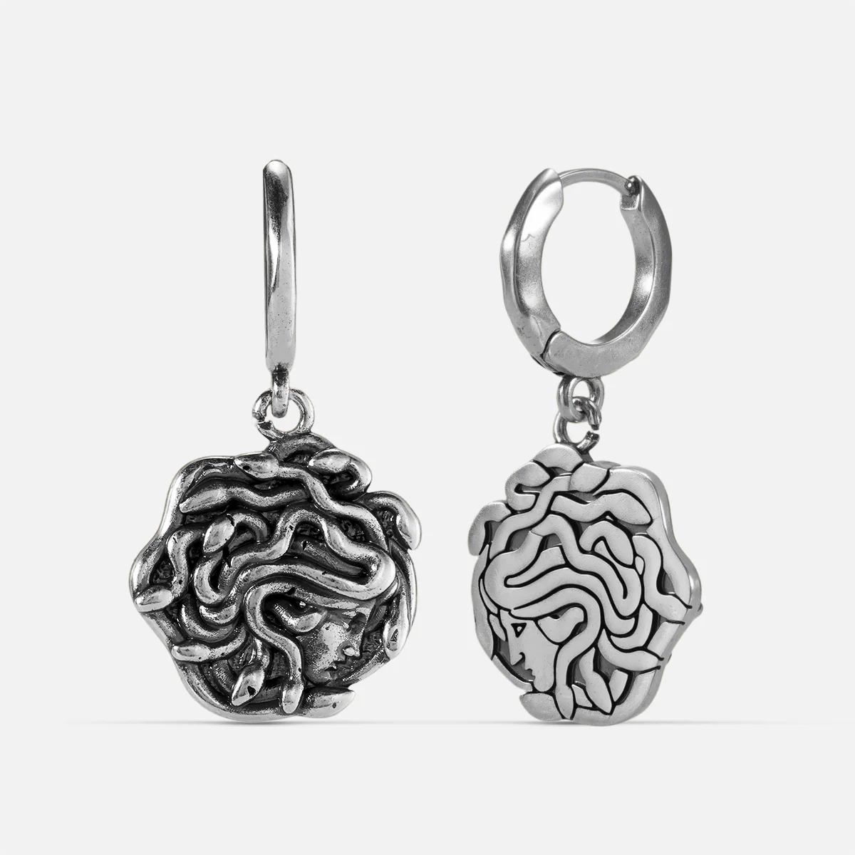 PETRIFYING GAZE DANGLE EARRINGS