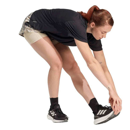 Remera Adidas Run Ess Tee Mujer
