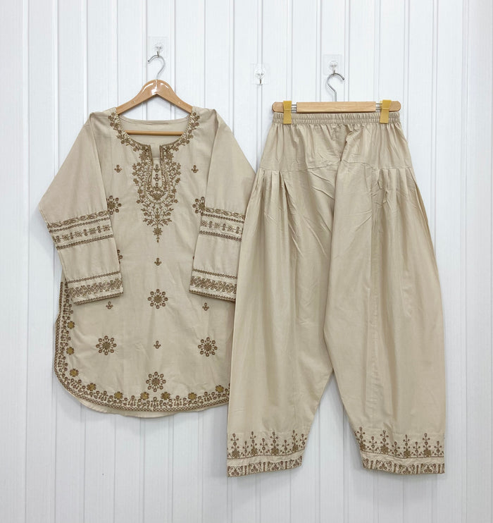 Sand | Farshi D-836