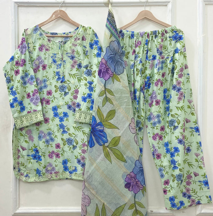 Summer Splash | Farshi Lawn D-645