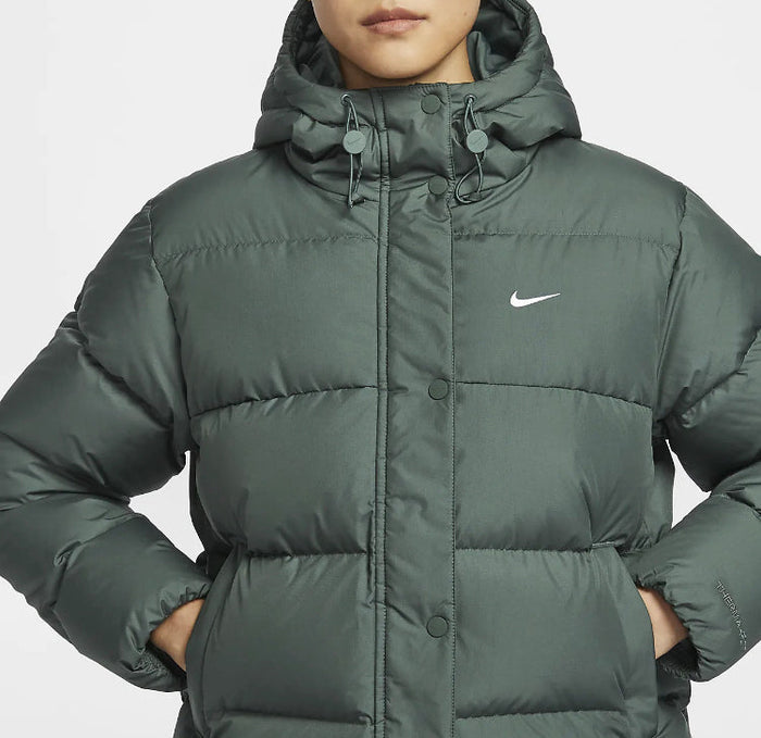 Nike Therma-FIT puffer jacket front, dark green, full-zip, logo on chest